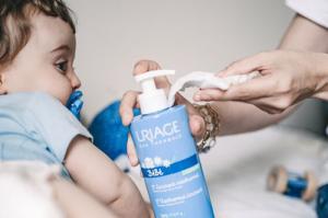 Prendre soin de la peau de bébé - Conseils mamans et bébés